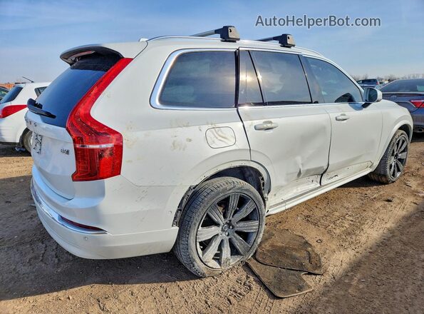 YV4062PA3P1981077 2023 VOLVO XC90 White Rear right