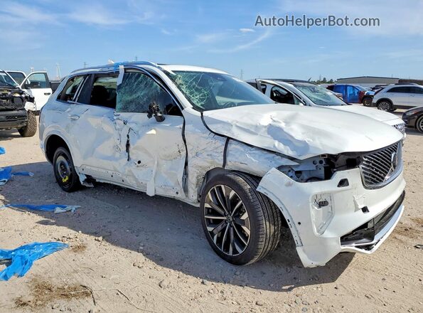 YV4062PB7S1372799 2025 VOLVO XC90 White Front right