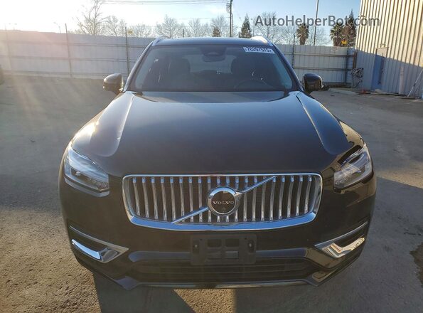 YV4062PE4R1221052 2024 VOLVO XC90 Black Front view