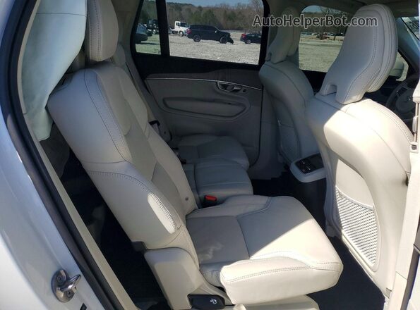 YV4062PF3R1237056 2024 VOLVO XC90 White Vista interior trasera