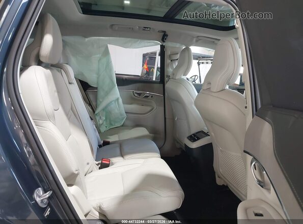 YV4062PF9S1333067 2025 VOLVO XC90 Blue Вид наклейки з VIN-кодом