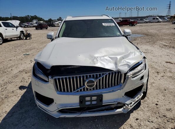 YV4062PN4P1914958 2023 VOLVO XC90 White 