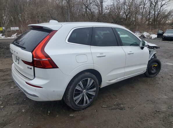 YV4062RL3N1083736 2022 VOLVO XC60 White Rear right