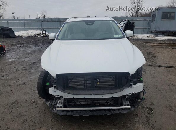 YV4062RL3N1083736 2022 VOLVO XC60 White Front view