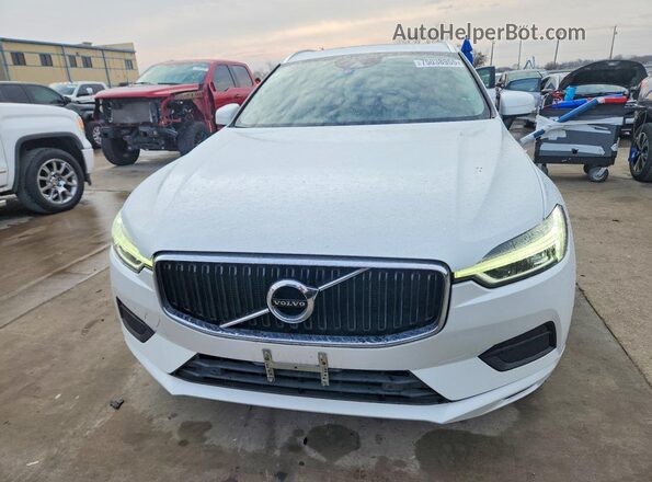 YV4102RK3J1029893 2018 VOLVO XC60 White Widok z przodu