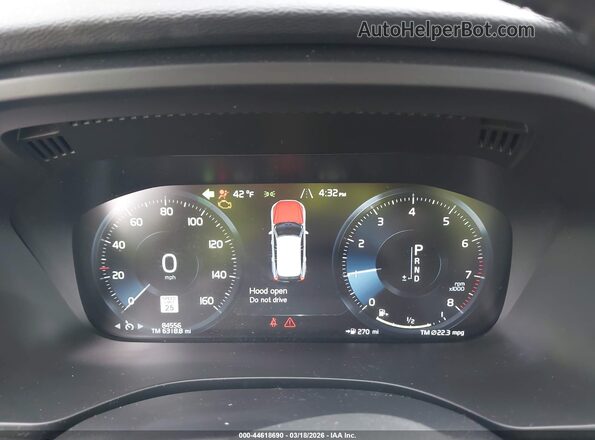 YV4102RK6L1440840 2020 VOLVO XC60 Black Widok tylnych siedzeń