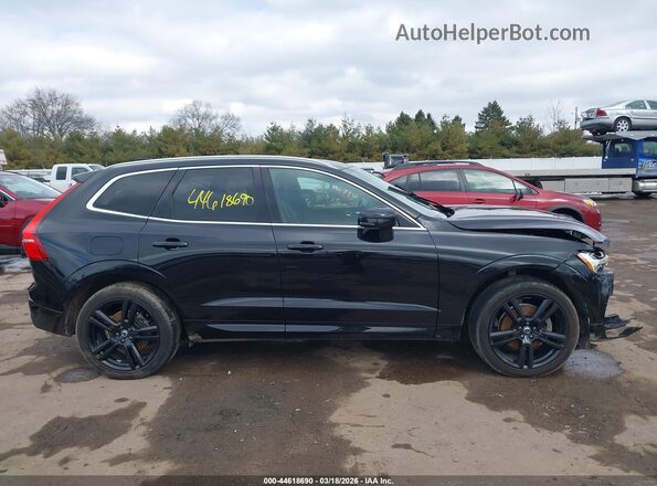 YV4102RK6L1440840 2020 VOLVO XC60 Black Widok wnętrza 360 stopni