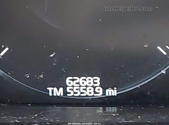 YV4102RK6M1850510 2021 VOLVO XC60 White Instrument cluster view