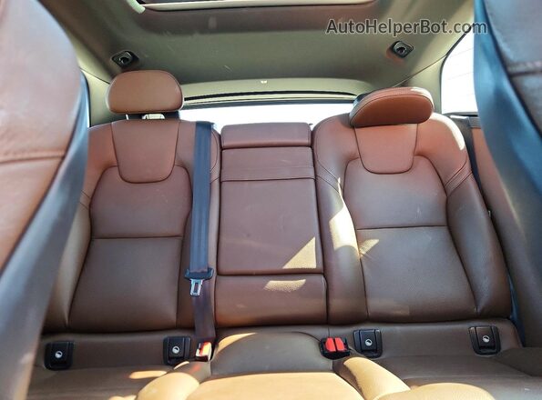 YV4102RK7J1089076 2018 VOLVO XC60 Красный Вид задних сидений