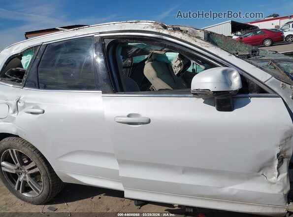 YV4102RK9M1714520 2021 VOLVO XC60 Белый Вид задней части салона