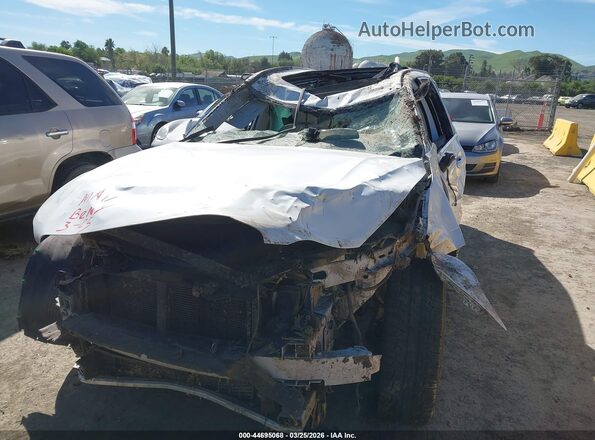 YV4102RK9M1714520 2021 VOLVO XC60 Белый Вид спереди