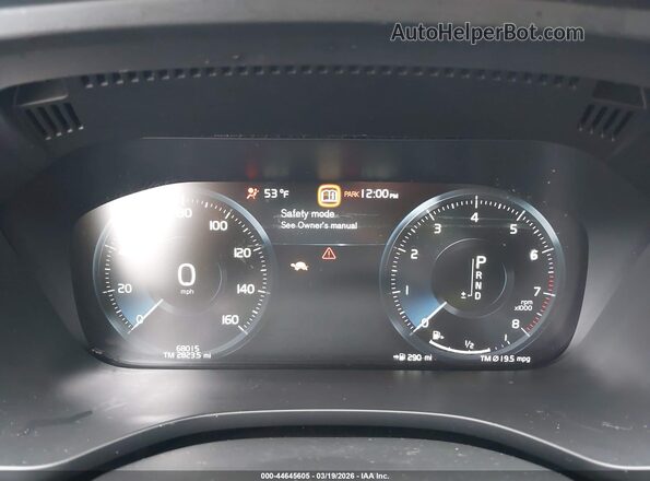 YV4102RL0J1046336 2018 VOLVO XC60 Белый Вид задних сидений