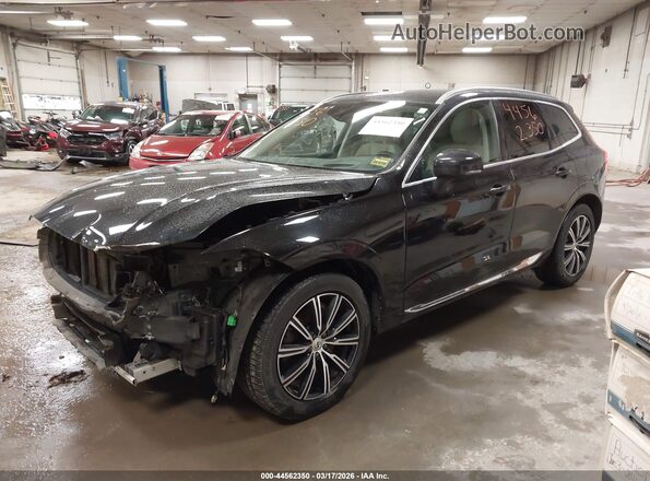 YV4102RLXM1850423 2021 VOLVO XC60 Black Vista tres cuartos delantera izquierda