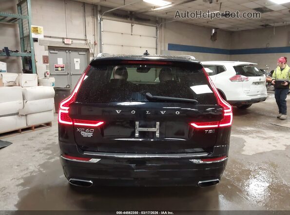 YV4102RLXM1850423 2021 VOLVO XC60 Black 