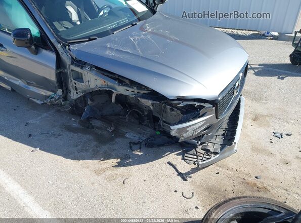 YV4102RM7M1821583 2021 VOLVO XC60 Silver Vista frontal