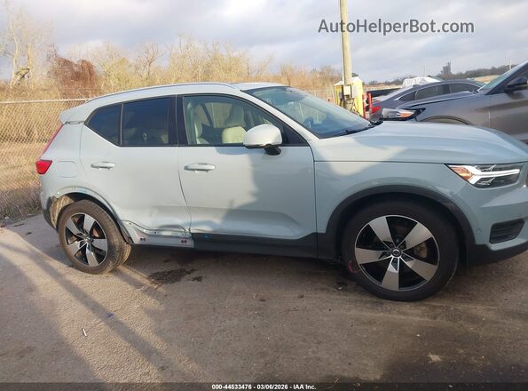 YV4162UK7K2137399 2019 VOLVO XC40 Blue 