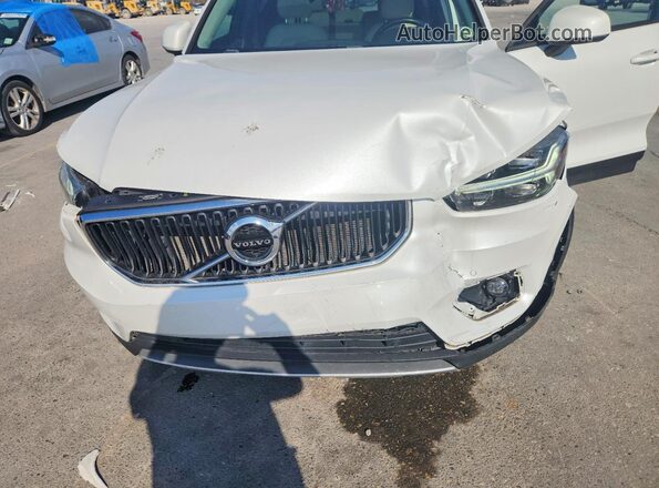 YV4162UK7M2452304 2021 VOLVO XC40 Белый Вид подкапотного пространства