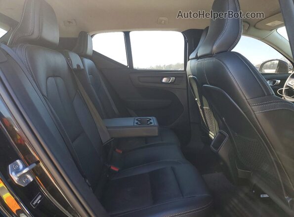 YV4162UK8M2600508 2021 VOLVO XC40 Black უკანა სალონის ხედი