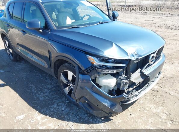 YV4162UKXM2396438 2021 VOLVO XC40 Blue 