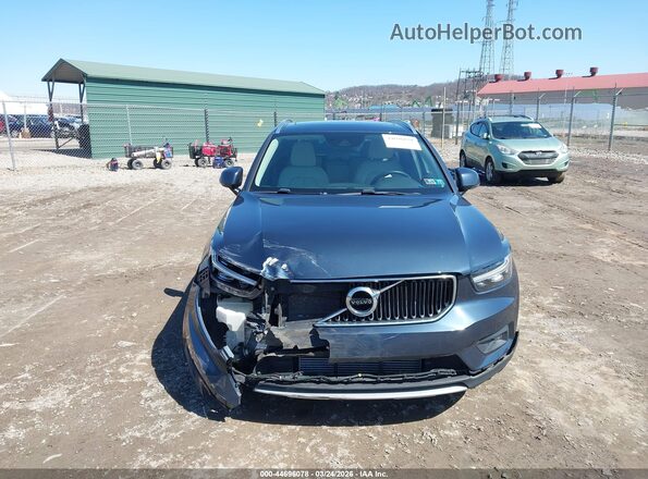YV4162UKXM2396438 2021 VOLVO XC40 Blue 