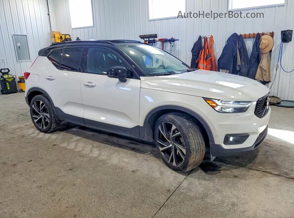 YV4162UM5K2057519 2019 VOLVO XC40 White წინა მარჯვენა