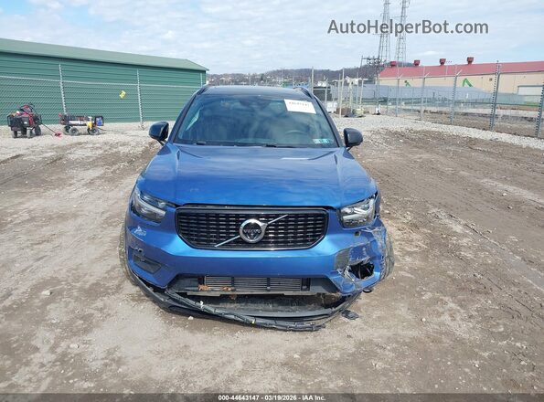 YV4162UM5L2321260 2020 VOLVO XC40 Синий 