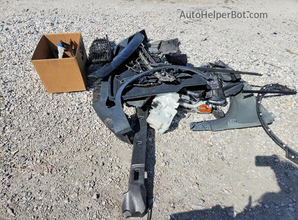 YV4162UM5N2693524 2022 VOLVO XC40 Gray Вид підкапотного простору