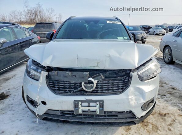 YV4162UM6L2237965 2020 VOLVO XC40 White Դիմացի տեսք