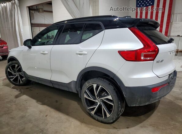 YV4162UM7N2742982 2022 VOLVO XC40 White Trasero izquierdo