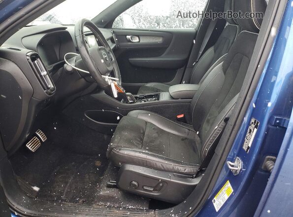 YV4162UMXM2434851 2021 VOLVO XC40 Blue Вид салону спереду