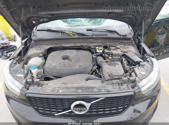YV4162UMXM2488313 2021 VOLVO XC40 Черный Вид сзади
