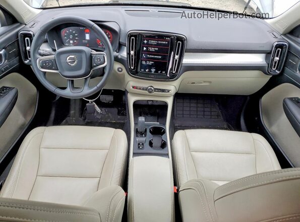 YV4162XZ3K2004888 2019 VOLVO XC40 Gray Вид панелі приладів