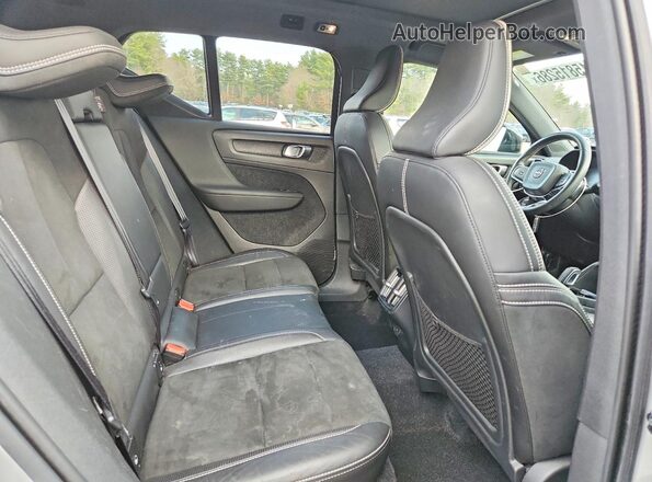 YV4162XZ9K2017015 2019 VOLVO XC40 Серебряный 