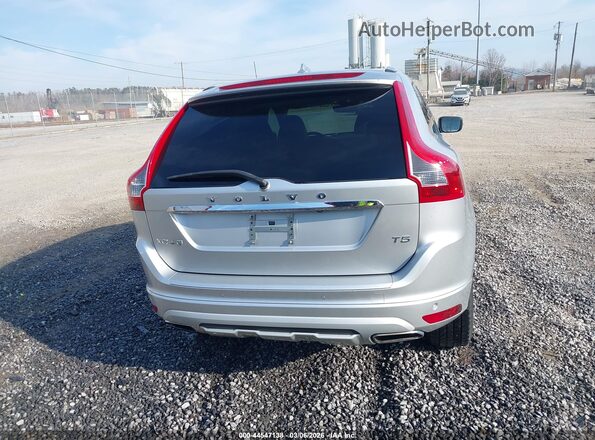 YV440MDR7H2166756 2017 VOLVO XC60 Серебряный 