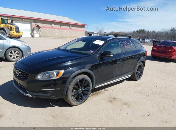 YV440MWK6H1025814 2017 VOLVO V60 CROSS COUNTRY Black Front left
