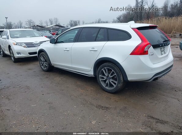 YV440MWK8H1037642 2017 VOLVO V60 CROSS COUNTRY White Rear left