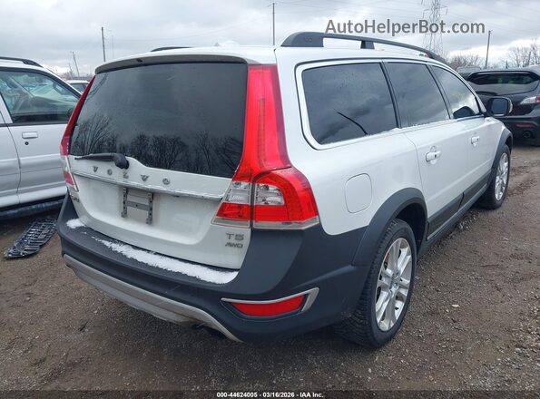 YV4612NK2G1269910 2016 VOLVO XC70 White Rear right