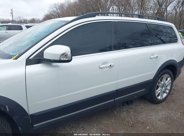 YV4612NK2G1269910 2016 VOLVO XC70 White 360 interior view