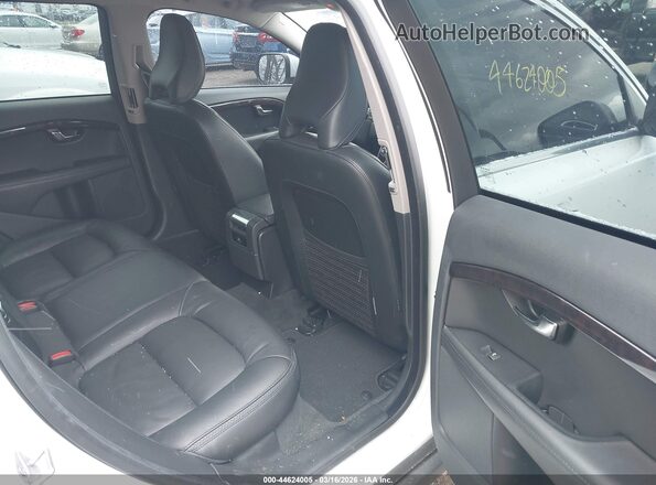 YV4612NK2G1269910 2016 VOLVO XC70 White VIN sticker view