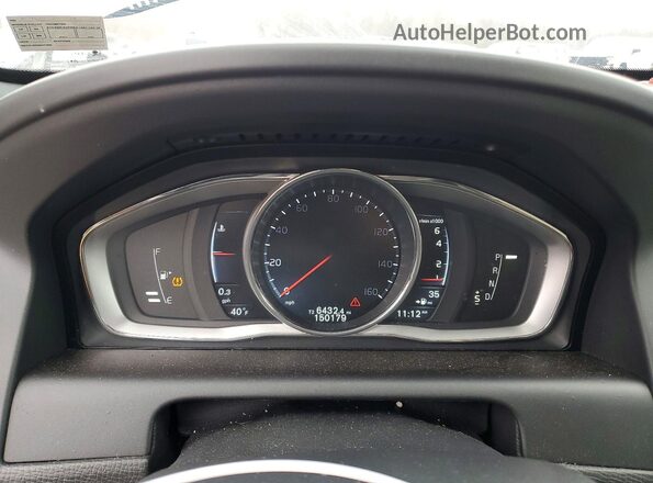 YV4612RK0G2867384 2016 VOLVO XC60 White ხელსაწყოთა პანელის ხედი