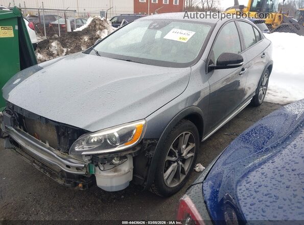 YV4612UMXG2000860 2016 VOLVO S60 CROSS COUNTRY Light Blue Vista tres cuartos delantera izquierda