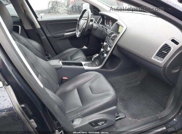 YV4902RK8G2779389 2016 VOLVO XC60 Dark Blue Вид салону спереду