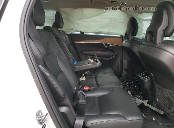YV4A22PK5M1672747 2021 VOLVO XC90 Белый 