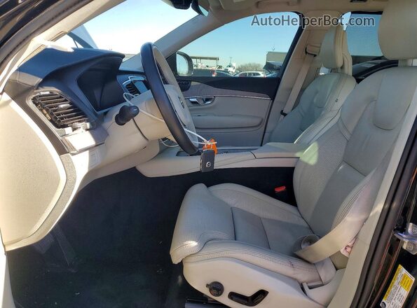YV4A22PL0N1785631 2022 VOLVO XC90 Черный Вид салона спереди