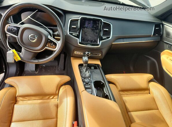 YV4A22PL9M1717519 2021 VOLVO XC90 Black Առջևի վահանակի տեսք