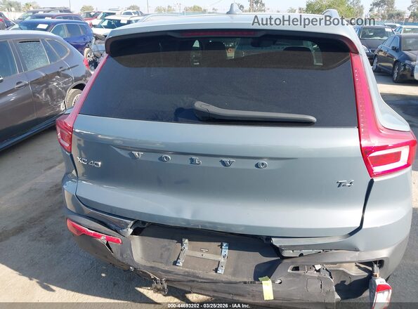 YV4AC2HK4L2245385 2020 VOLVO XC40 Gray 
