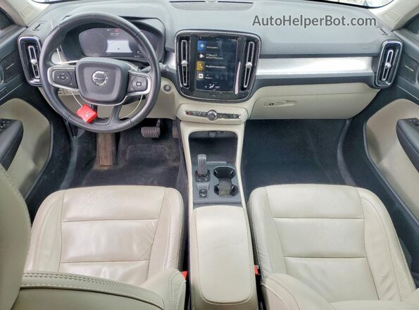 YV4AC2HK7K2090006 2019 VOLVO XC40 Blue Widok deski rozdzielczej
