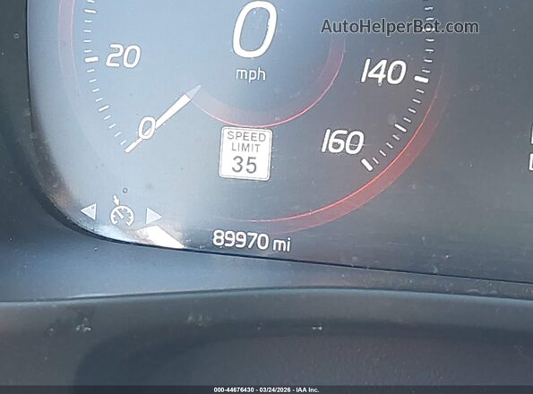 YV4AC2HM1M2537546 2021 VOLVO XC40 White 