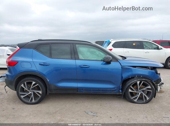 YV4AC2HM7L2324423 2020 VOLVO XC40 Blue Widok wnętrza z tyłu