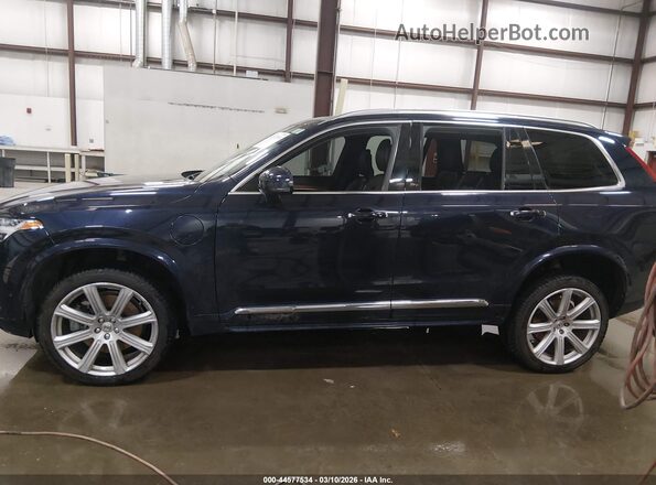 YV4BC0PL5H1184192 2017 VOLVO XC90 HYBRID Синий Панорамный вид салона 360°
